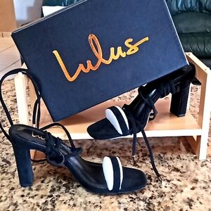 Lulus XYLIA Black Velvet Lace-Up Heels. Size 6 1/2. Very Good Cond. Really Cute!